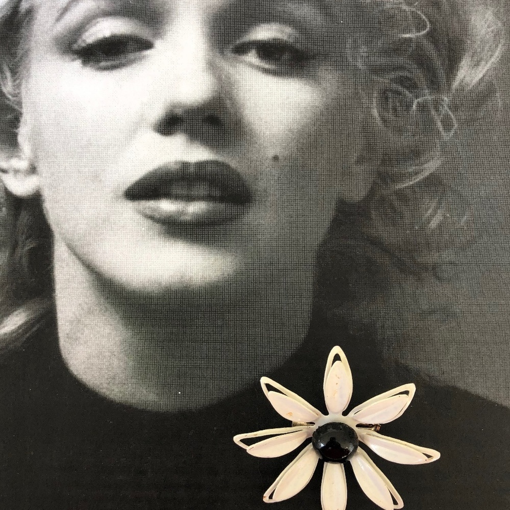 Medium black White 1960’s enamel flower brooch